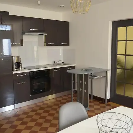 Agreable Maison Petit Jardin A 7 Minutes De Reims Pargny-les-Reims Exterior foto