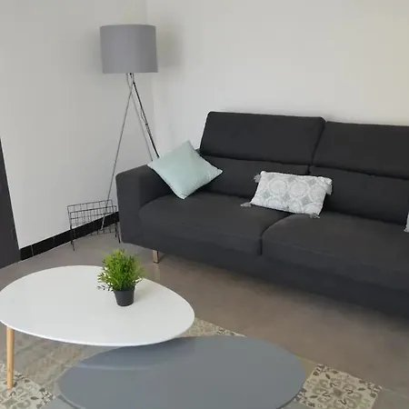 Agreable Maison Petit Jardin A 7 Minutes De Reims Pargny-les-Reims Exterior foto