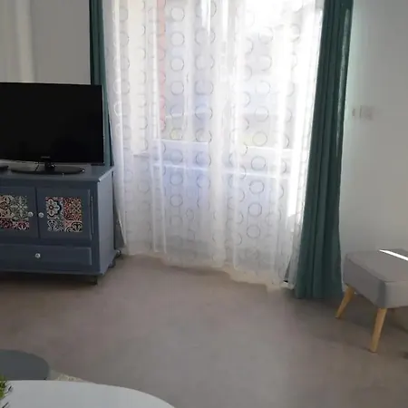 Agreable Maison Petit Jardin A 7 Minutes De Reims Pargny-les-Reims Exterior foto