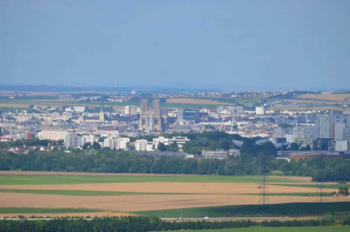 Apartment Agreable Maison Petit Jardin A 7 Minutes De Reims